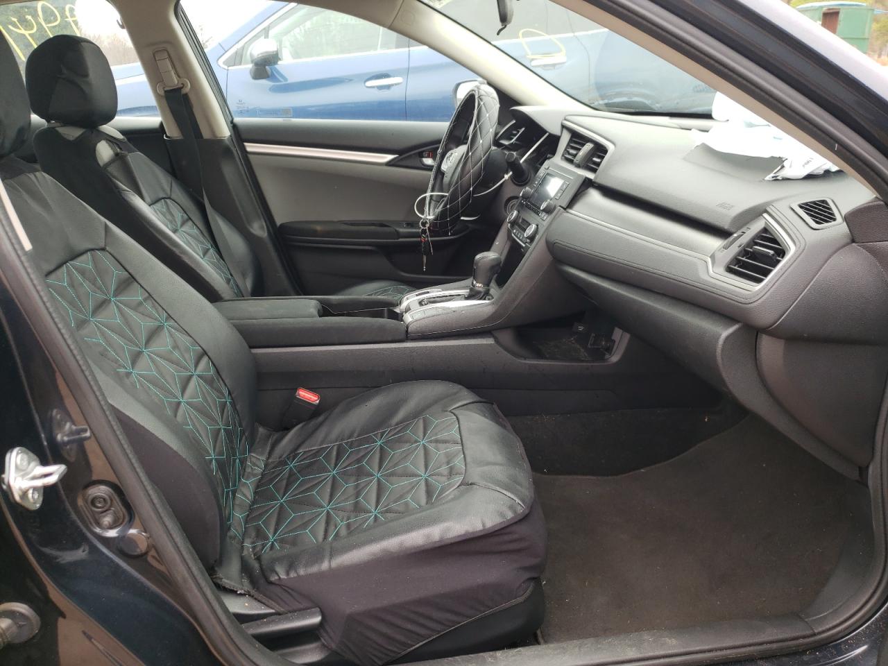 Photo 5 from auction – 2018 HONDA CIVIC LX with VIN 2HGFC2F57JH524213