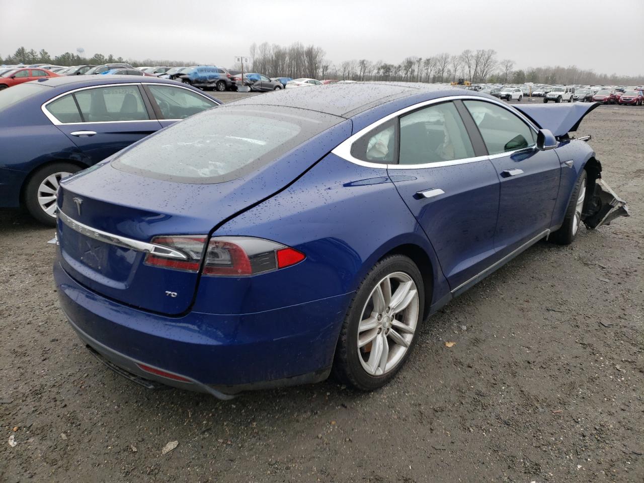 Photo 4 from auction – 2016 TESLA MODEL S with VIN 5YJSA1E18GF127247