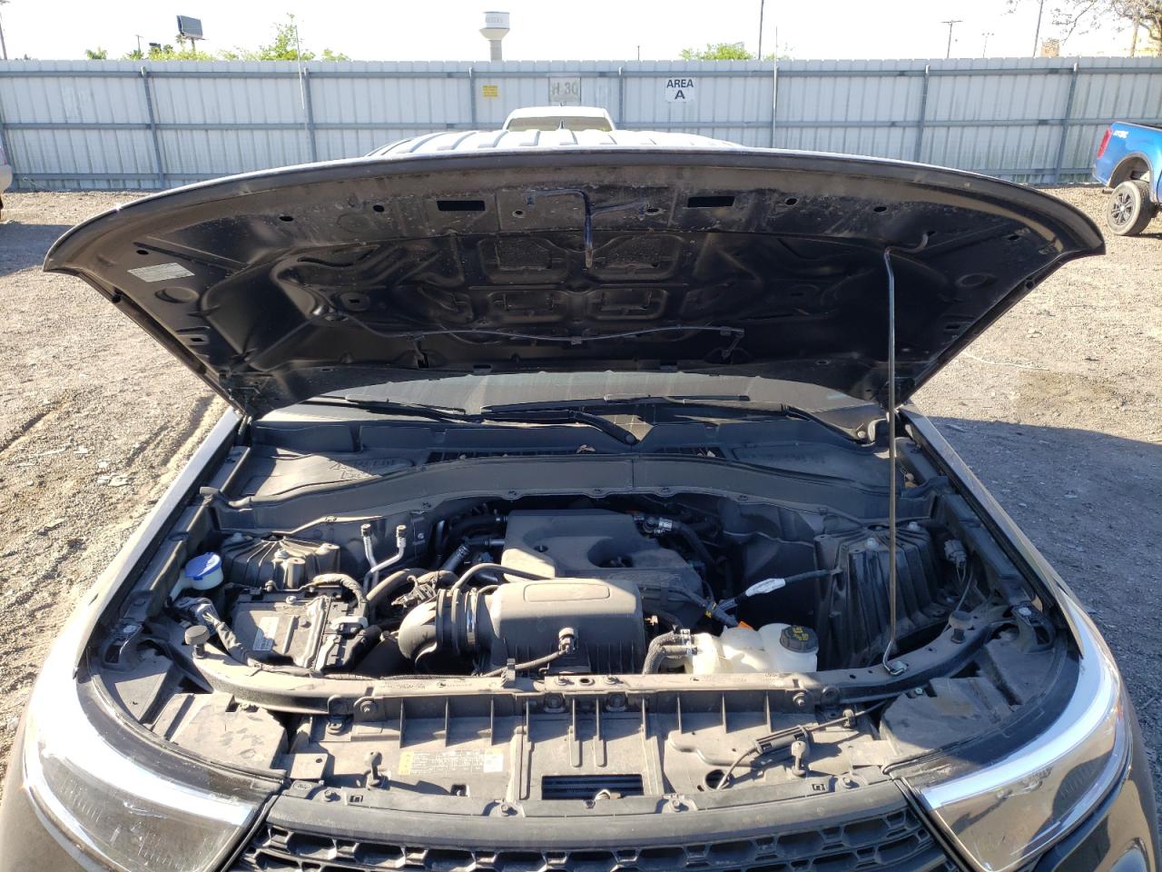 Photo 7 from auction – 2020 FORD EXPLORER with VIN 1FMSK7BHXLGD16432