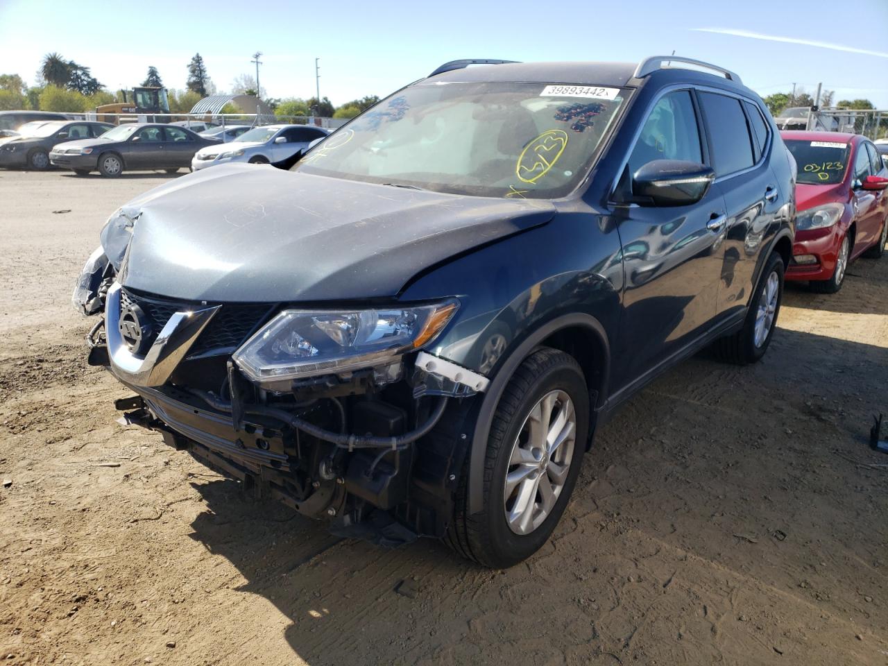 Photo 2 from auction – 2014 NISSAN ROGUE S with VIN 5N1AT2MV2EC835273
