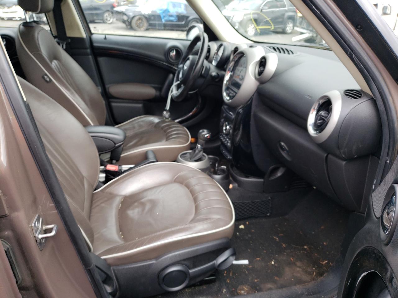 Photo 5 from auction – 2012 MINI COOPER S C with VIN WMWZC5C54CWL57893