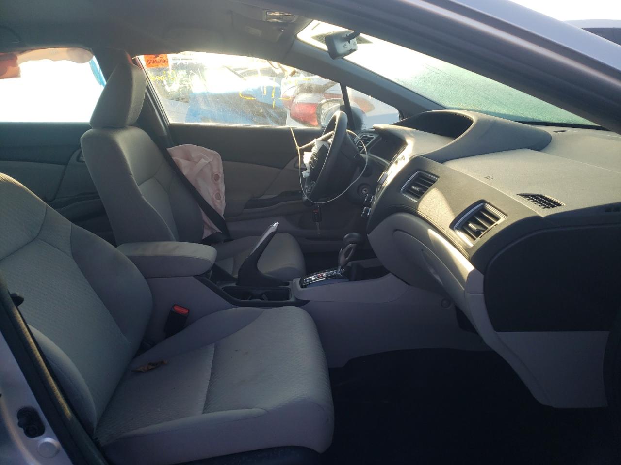 Photo 5 from auction – 2015 HONDA CIVIC LX with VIN 19XFB2F56FE095103