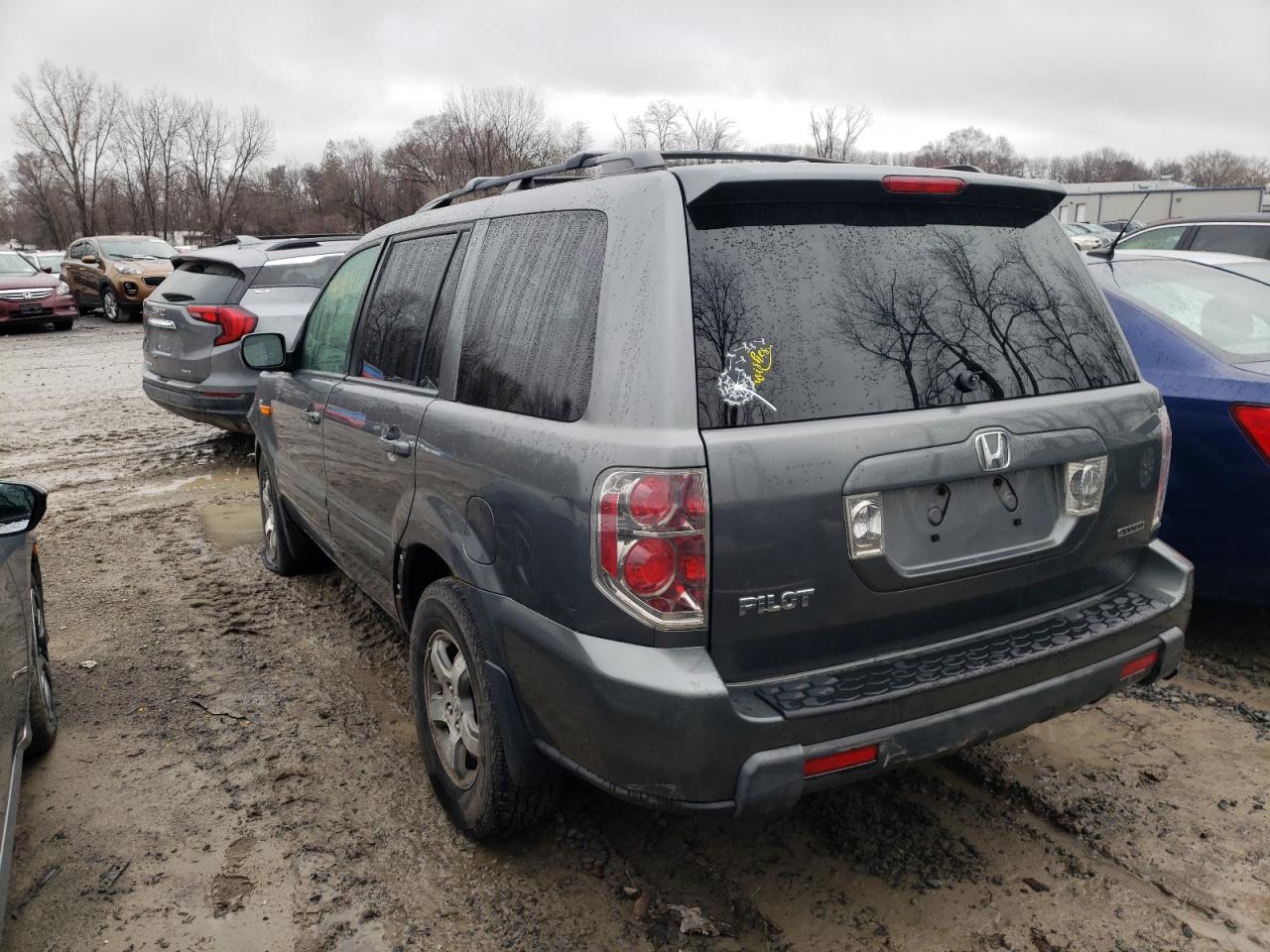 Photo 3 from auction – 2008 HONDA PILOT EXL with VIN 5FNYF18558B025612
