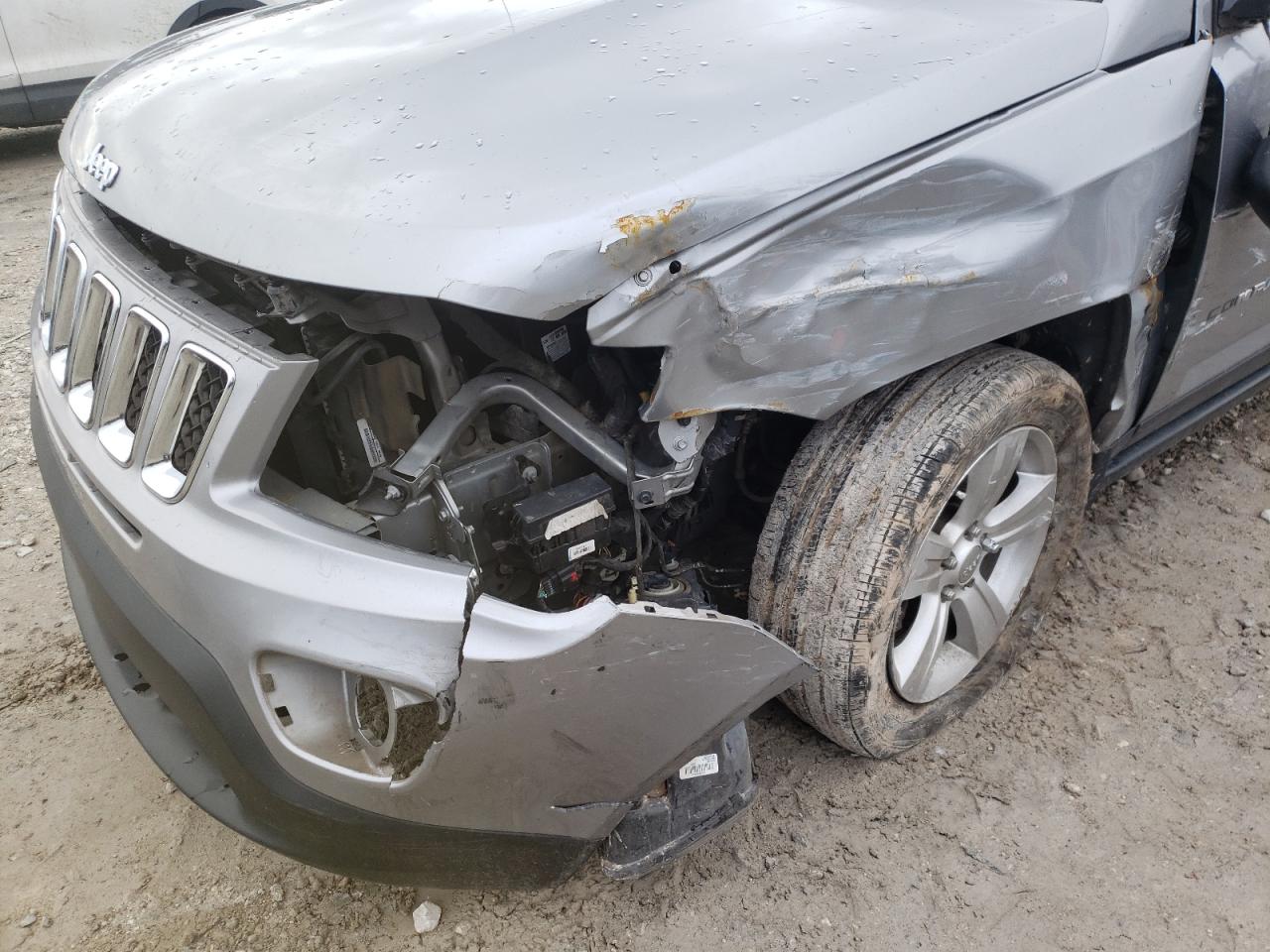 Photo 9 from auction – 2016 JEEP COMPASS SP with VIN 1C4NJCBBXGD506456