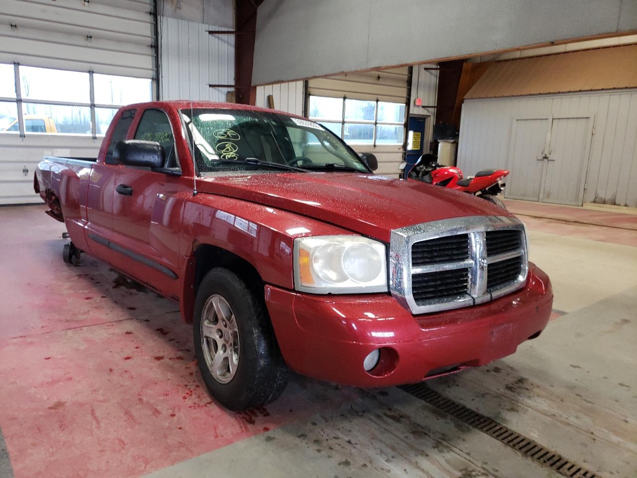 DODGE DAKOTA SLT 2007 مع رقم تعريف المركبة 1D7HW42N67S128233 - صورة من المزاد