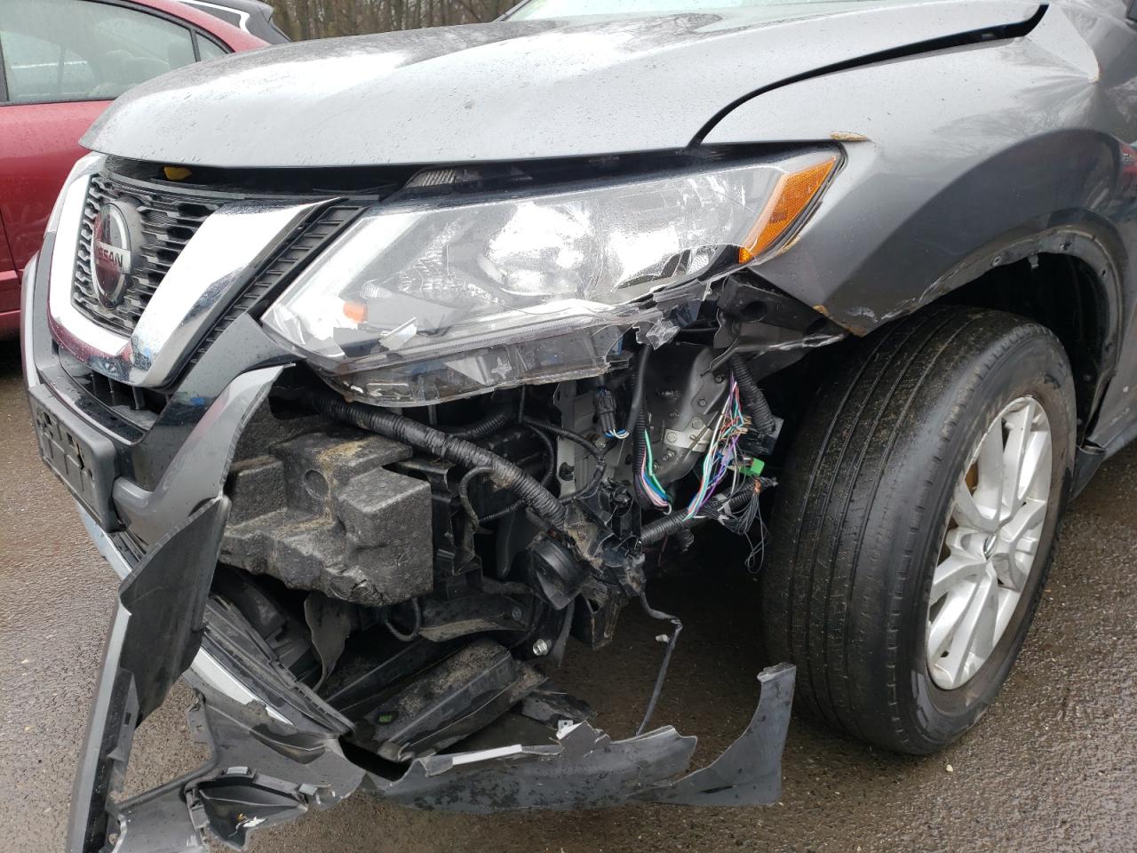Photo 9 from auction – 2018 NISSAN ROGUE S with VIN KNMAT2MV2JP532050