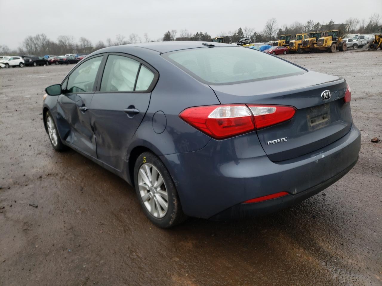 Photo 3 from auction – 2015 KIA FORTE LX with VIN KNAFX4A65F5269104