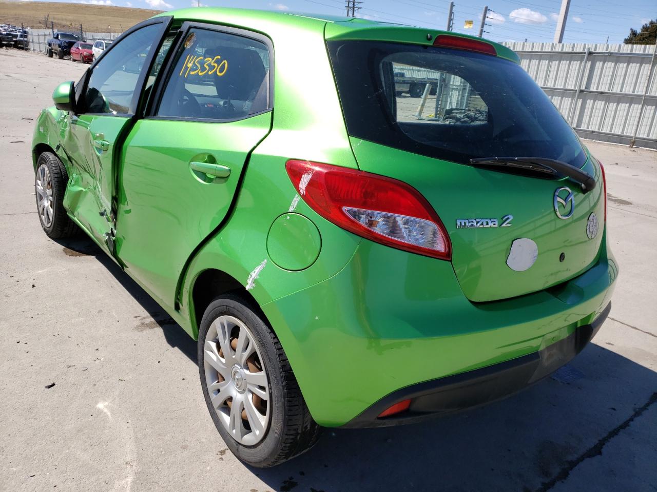 Photo 3 from auction – 2011 MAZDA MAZDA2 with VIN JM1DE1HYXB0130471