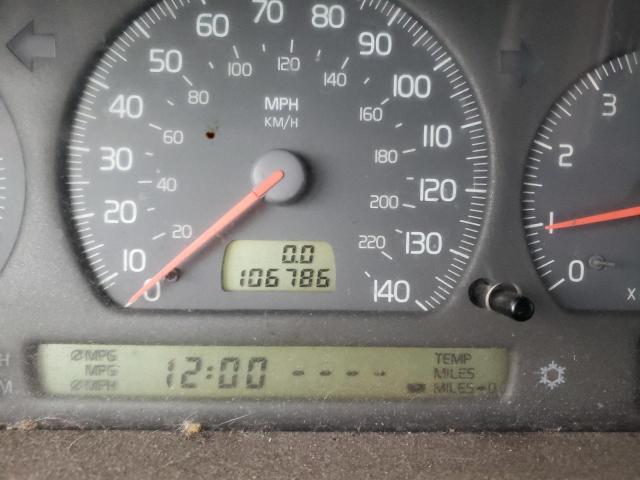 Photo 8 from auction – 2004 VOLVO C70 LPT with VIN YV1NC63D24J062301