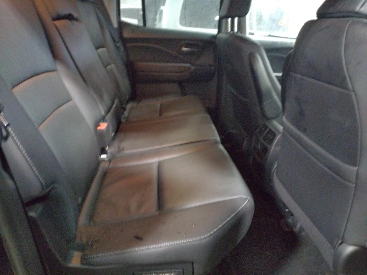 Photo 6 from auction – 2020 HONDA RIDGELINE with VIN 5FPYK3F70LB004873