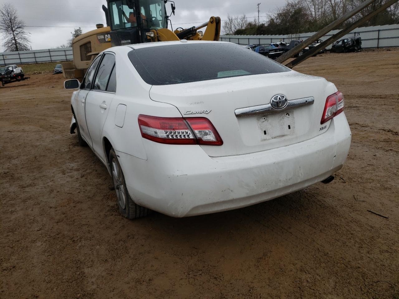Photo 3 from auction – 2010 TOYOTA CAMRY BASE with VIN 4T4BF3EK1AR083095