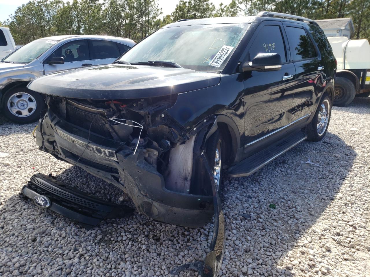 Photo 2 from auction – 2014 FORD EXPLORER L with VIN 1FM5K7F80EGA48775