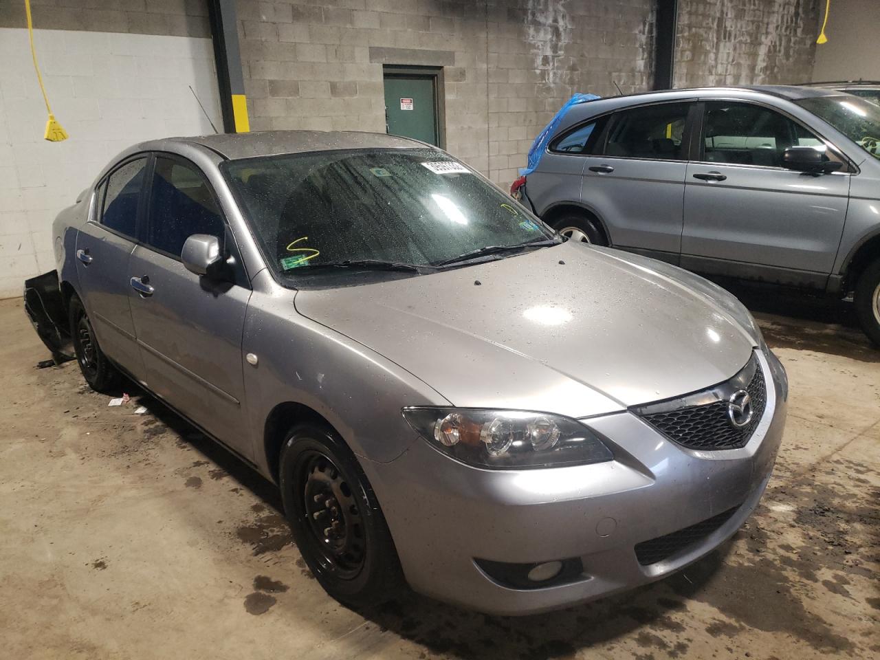 MAZDA 3 I 2006 с VIN JM1BK12F661456047 - Фото с аукциона
