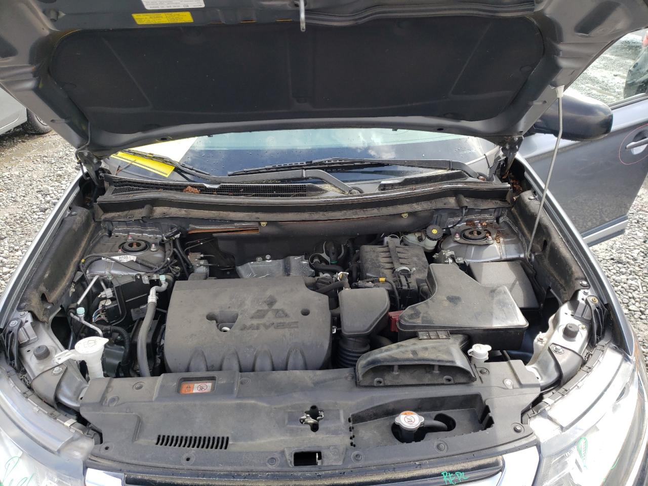 Photo 7 from auction – 2016 MITSUBISHI OUTLANDER with VIN JA4AD2A36GZ035459