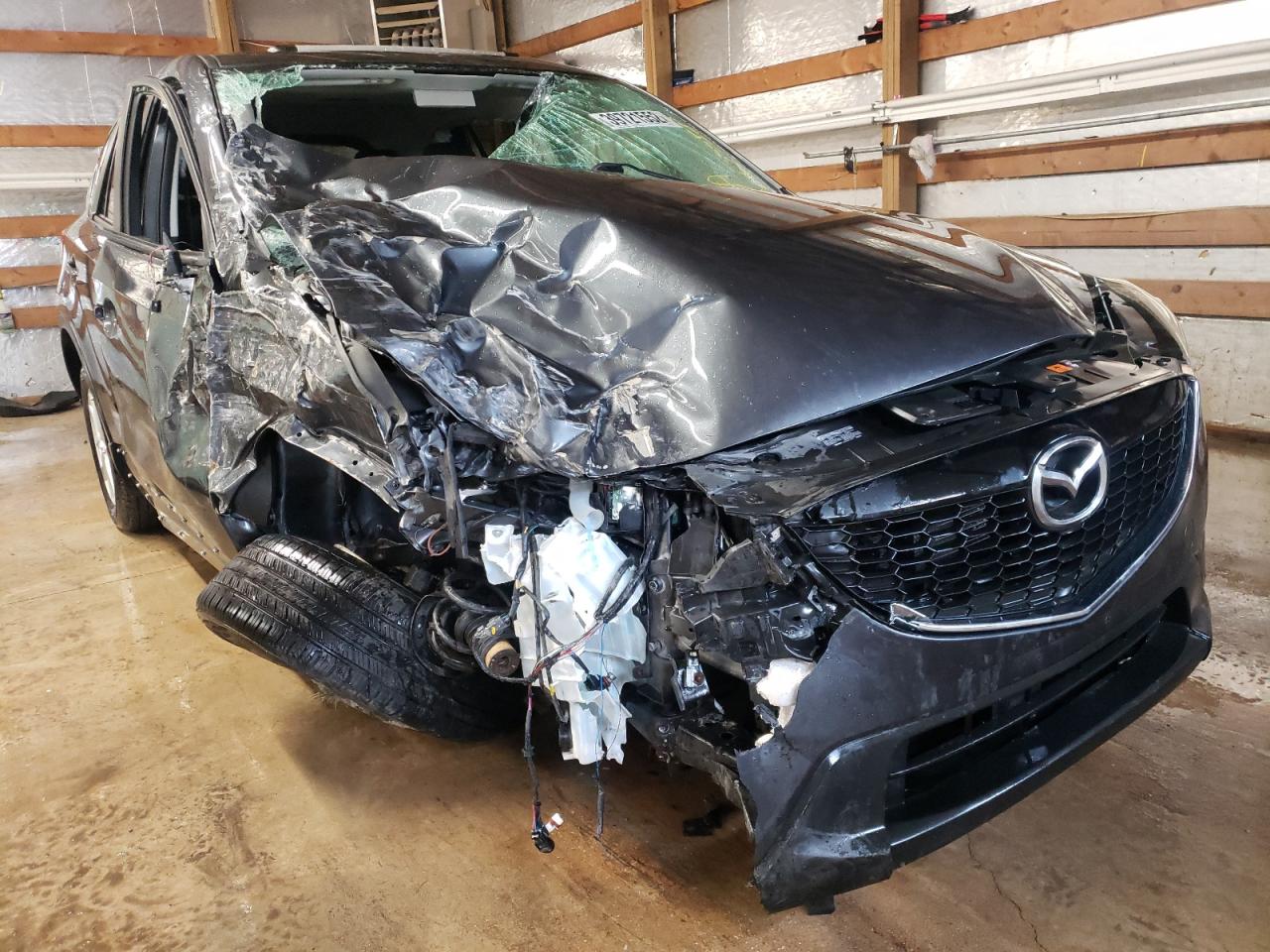 Photo 9 from auction – 2014 MAZDA CX-5 TOURI with VIN JM3KE4CYXE0365058