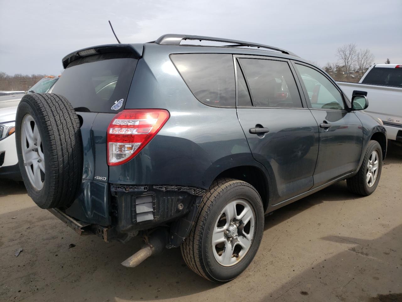Photo 4 from auction – 2011 TOYOTA RAV4 with VIN 2T3BF4DV8BW139652