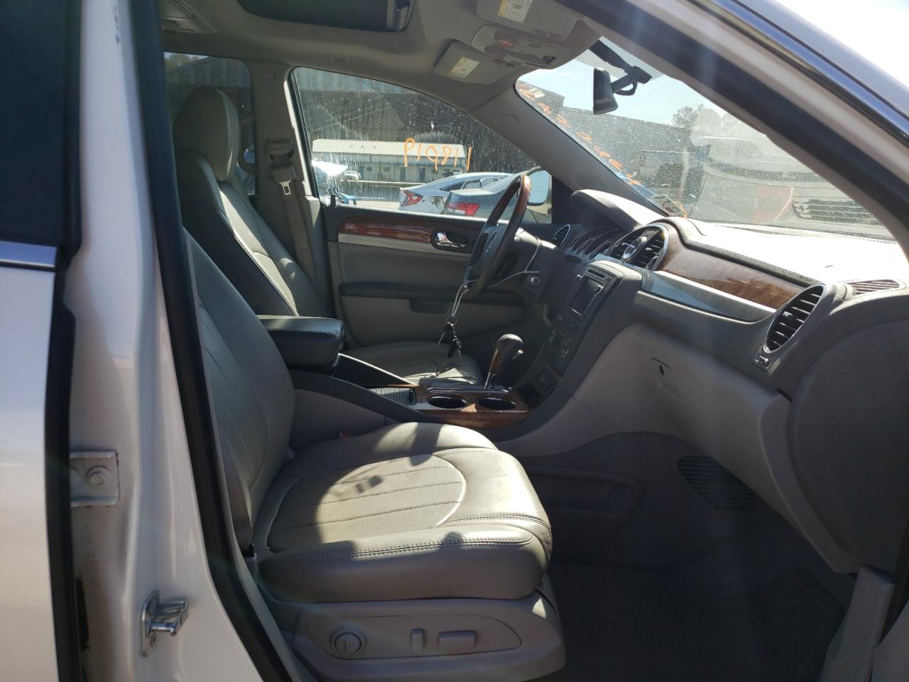 Photo 5 from auction – 2012 BUICK ENCLAVE with VIN 5GAKRDED8CJ416881