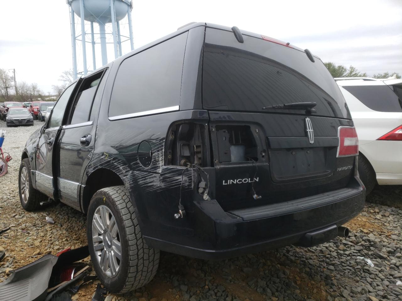 Photo 3 from auction – 2012 LINCOLN NAVIGATOR with VIN 5LMJJ2J56CEL02545
