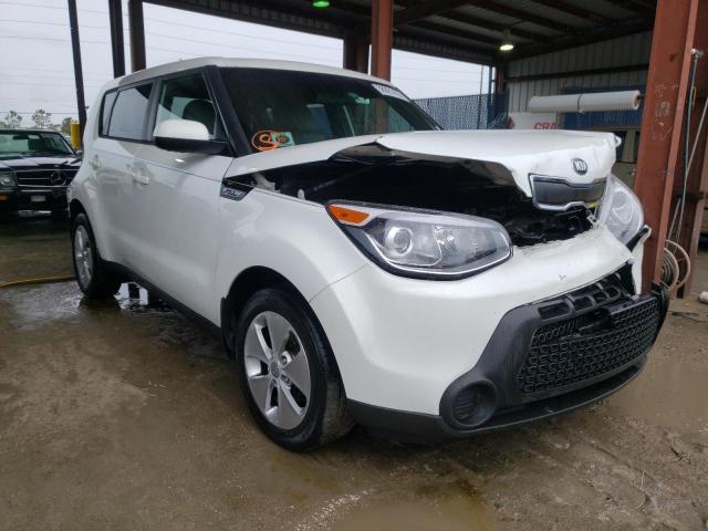 KIA SOUL 2015 with VIN KNDJN2A28F7117195 - Photo from auction