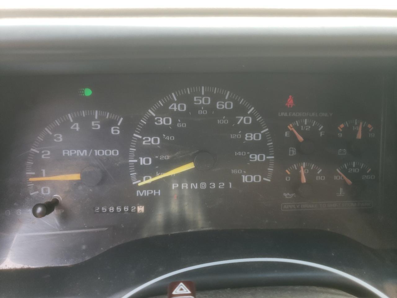 Photo 8 from auction – 1998 CHEVROLET GMT-400 C1 with VIN 2GCEC19R3W1218127
