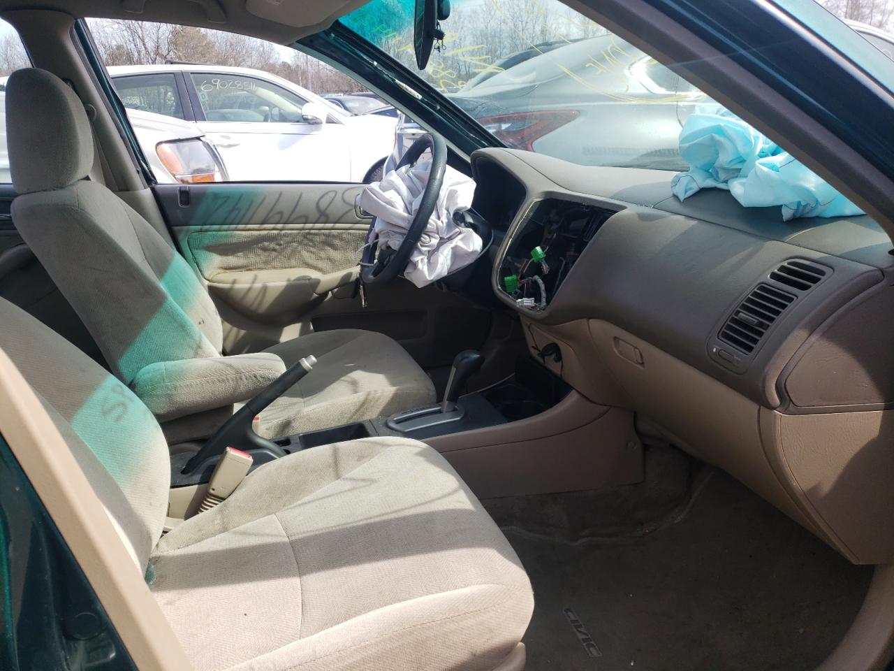 Photo 5 from auction – 2002 HONDA CIVIC LX with VIN 2HGES16502H503178