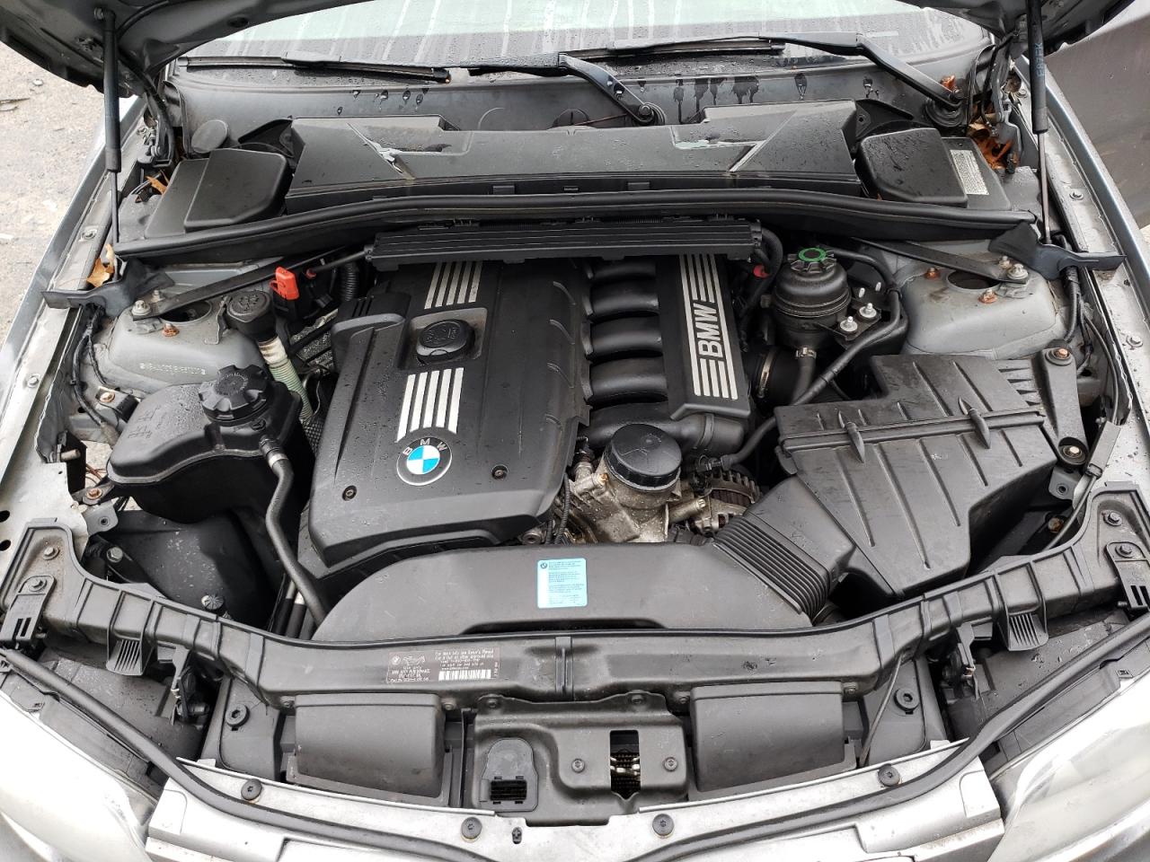 Photo 7 from auction – 2011 BMW 128 I with VIN WBAUL7C51BVE87207