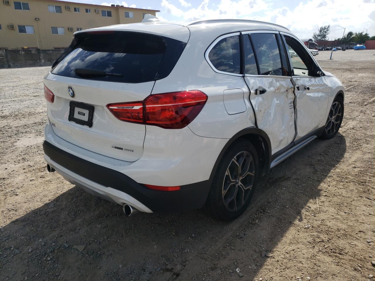 Photo 4 from auction – 2021 BMW X1 SDRIVE2 with VIN WBXJG7C09M5S95616