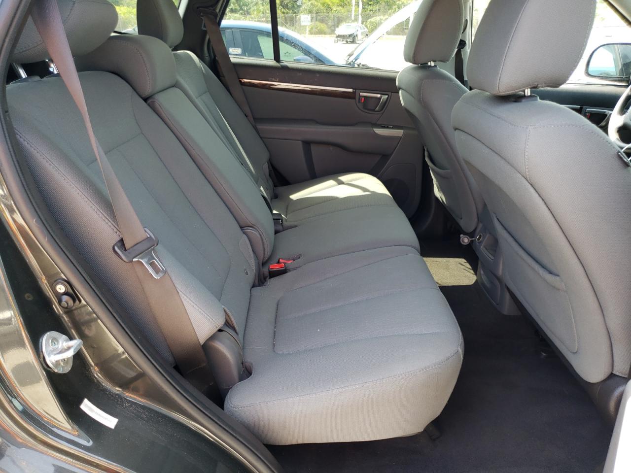 Photo 6 from auction – 2010 HYUNDAI SANTA FE G with VIN 5NMSGDAB0AH408544