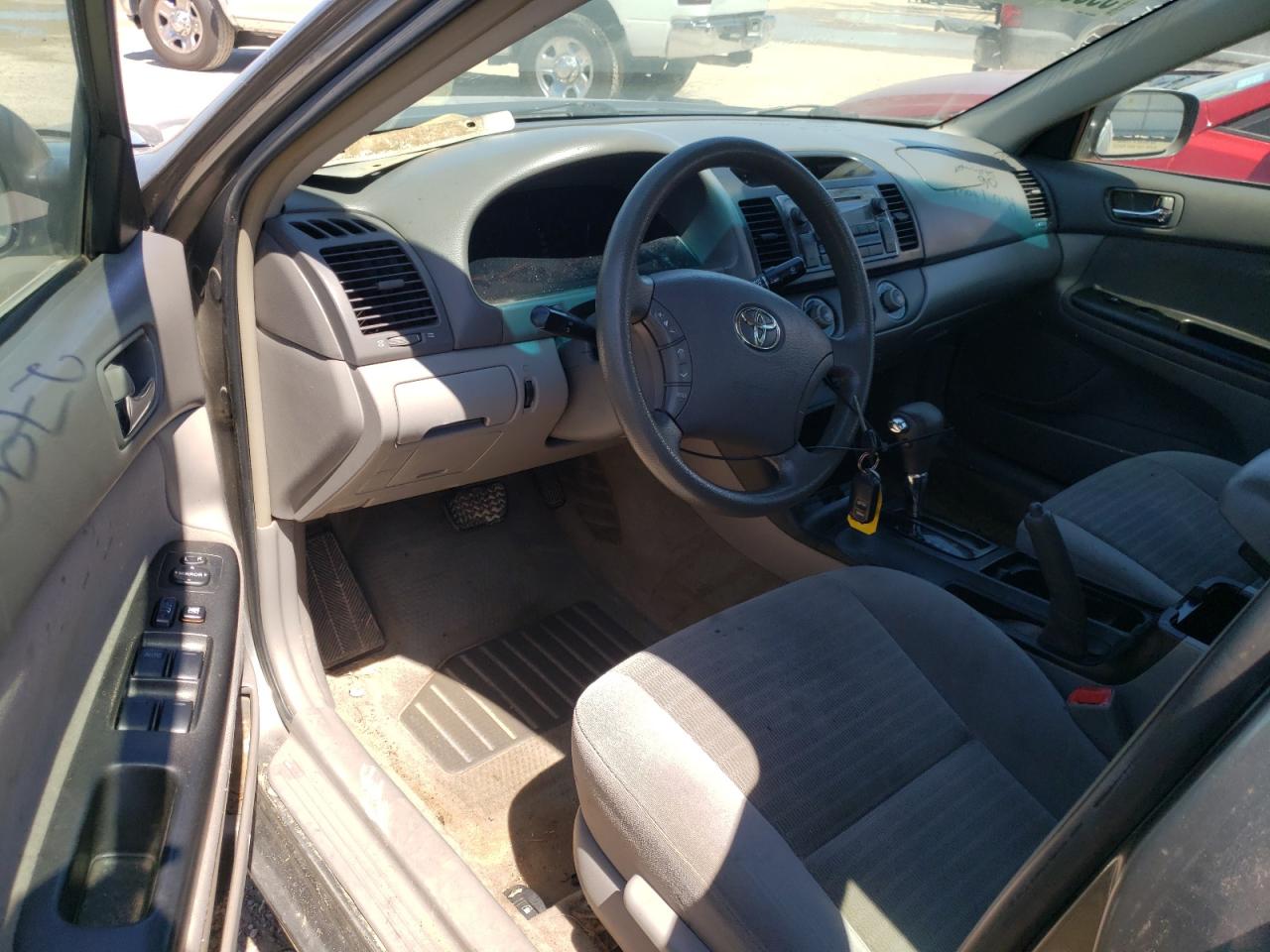 Photo 9 from auction – 2006 TOYOTA CAMRY LE with VIN 4T1BE32K56U735211