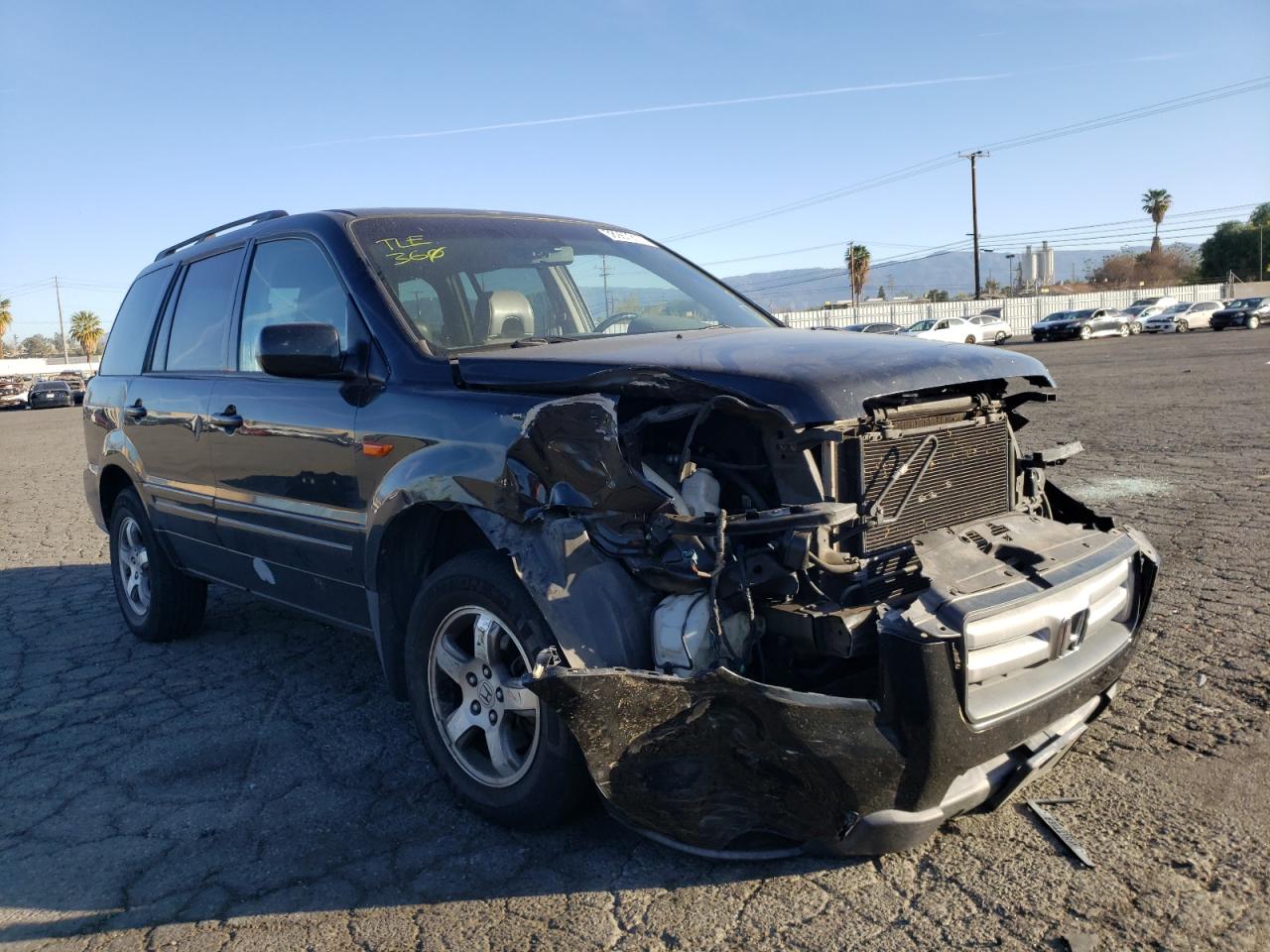 HONDA PILOT EXL 2008 with VIN 5FNYF28568B006427 - Photo from auction