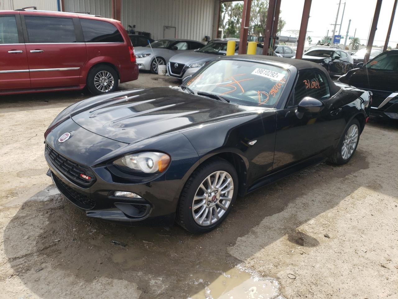 Photo 2 from auction – 2018 FIAT 124 SPIDER with VIN JC1NFAEK3J0140336