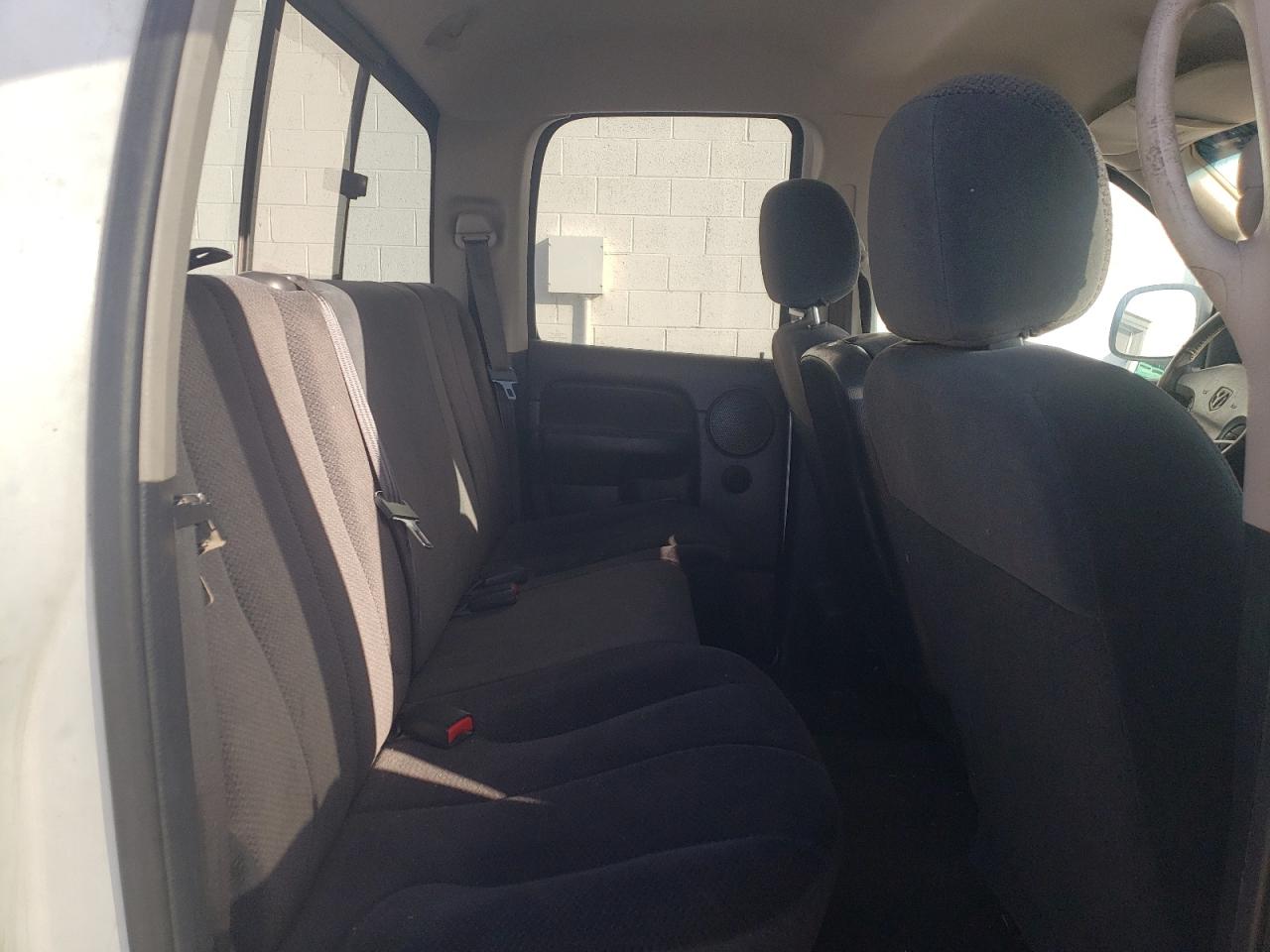 Photo 6 from auction – 2002 DODGE RAM 1500 with VIN 3D7HA18N52G131712