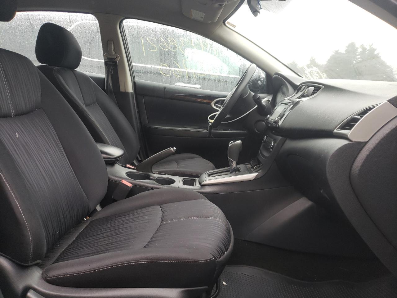 Photo 5 from auction – 2016 NISSAN SENTRA S with VIN 3N1AB7AP0GL650658