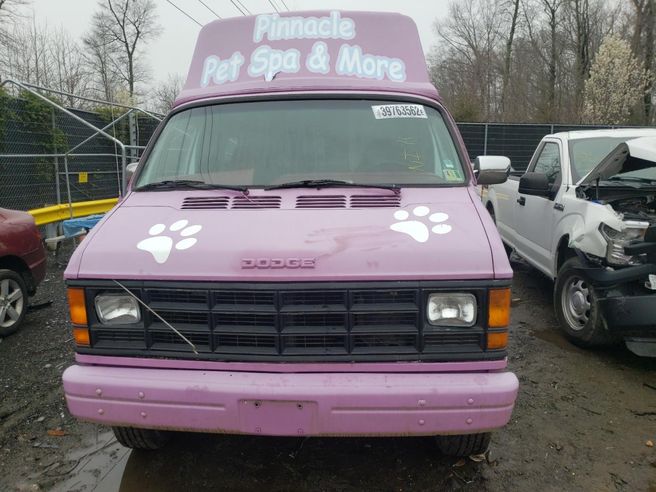 Photo 9 from auction – 1993 DODGE RAM VAN B3 with VIN 2B7KB31Z1PK502400