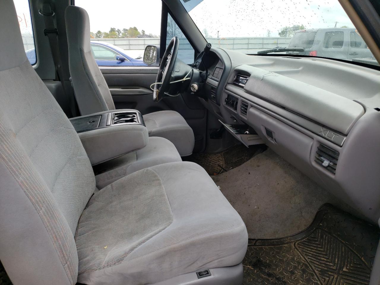 Photo 5 from auction – 1995 FORD F150 with VIN 1FTEX15H5SKB04223