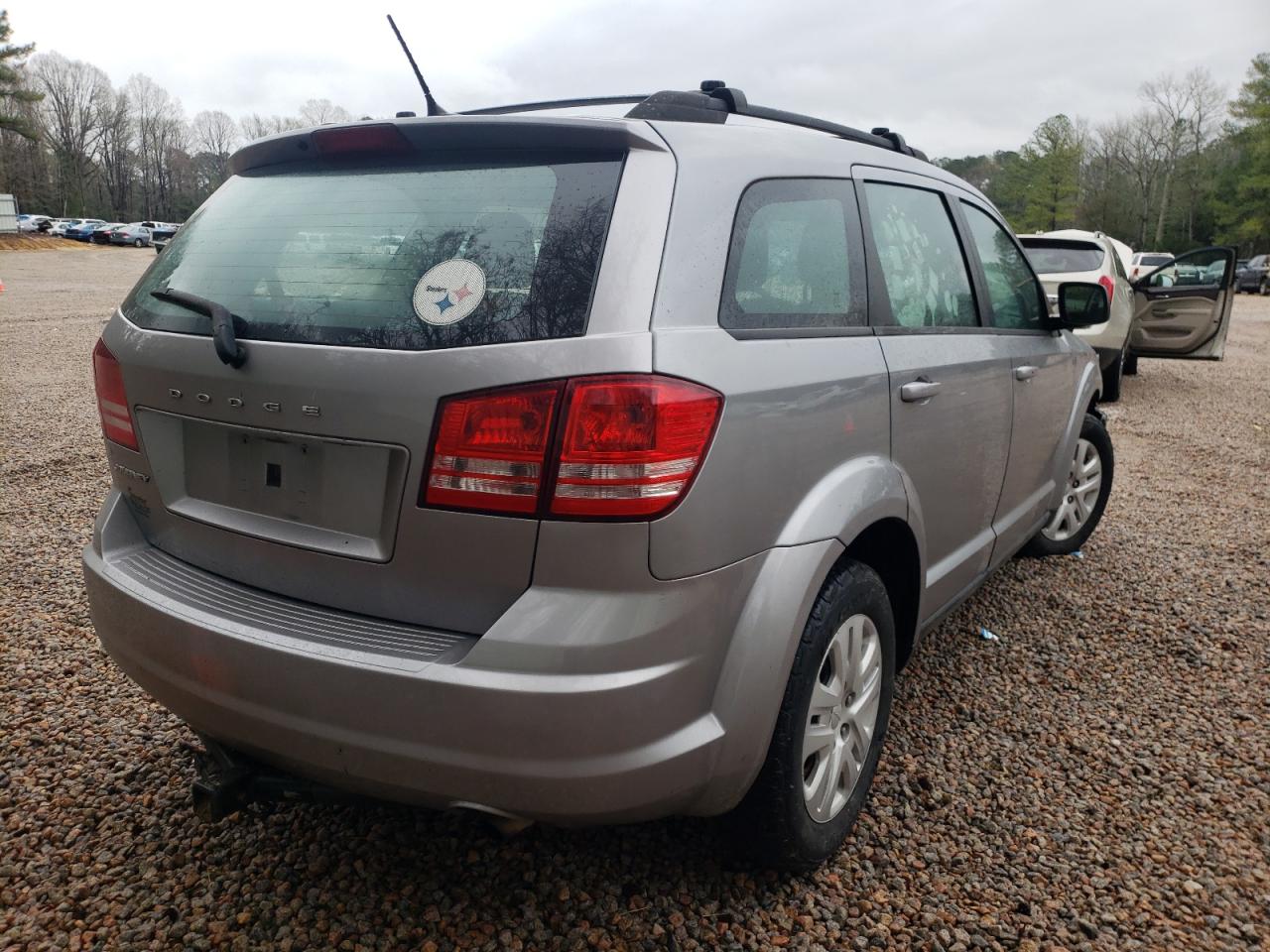 Photo 4 from auction – 2015 DODGE JOURNEY SE with VIN 3C4PDCAB4FT688651