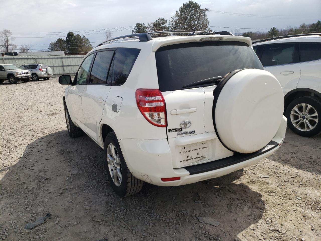 Photo 3 from auction – 2011 TOYOTA RAV4 with VIN 2T3ZF4DV9BW097569