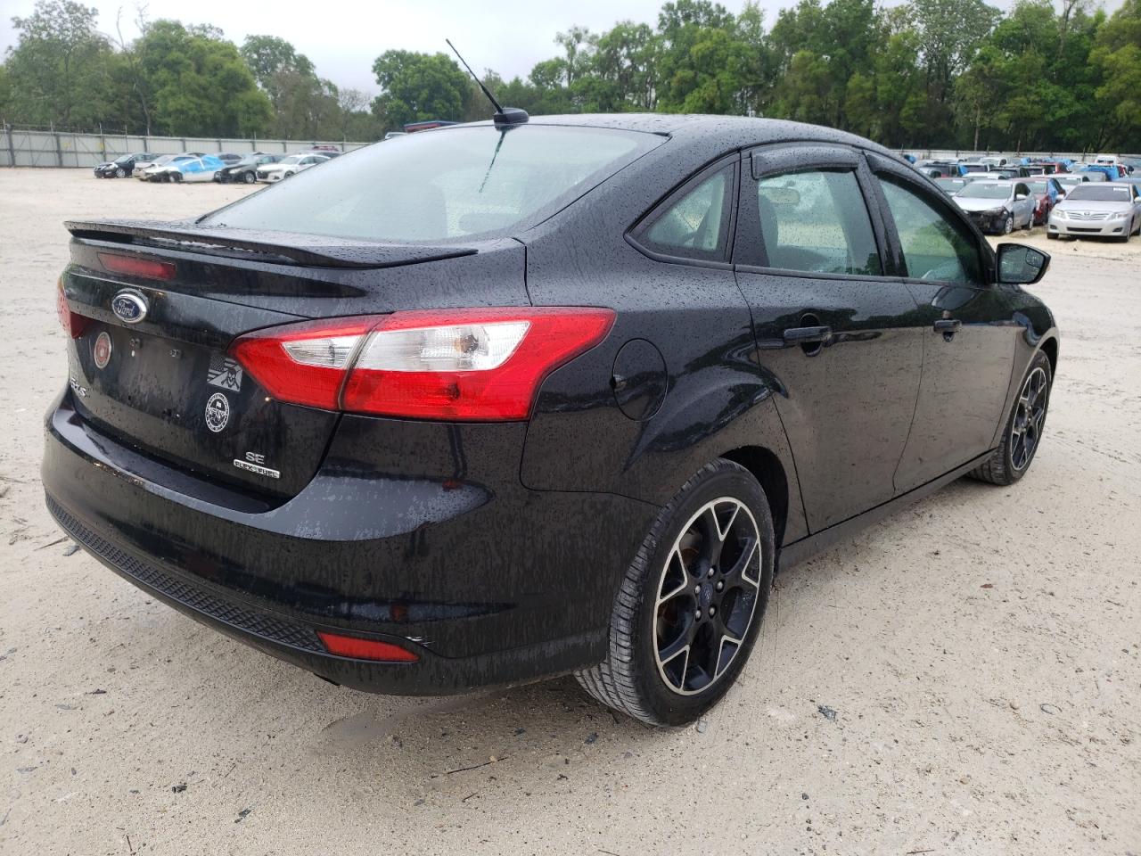 Photo 4 from auction – 2013 FORD FOCUS SE with VIN 1FADP3F21DL232317