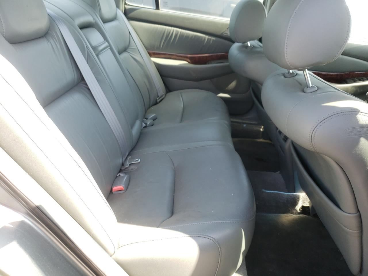 Photo 6 from auction – 2001 ACURA 3.2TL with VIN 19UUA56681A015639