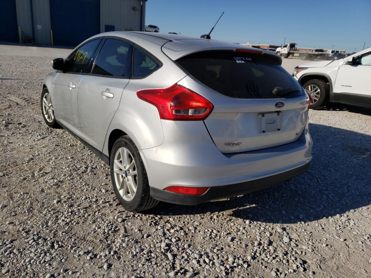 Photo 3 from auction – 2016 FORD FOCUS SE with VIN 1FADP3K23GL286650
