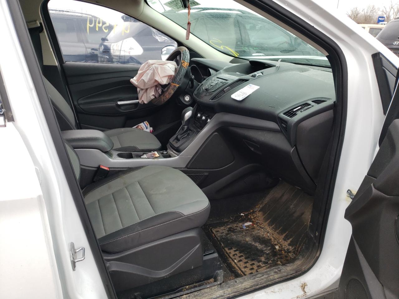 Photo 5 from auction – 2015 FORD ESCAPE SE with VIN 1FMCU9G96FUB77238