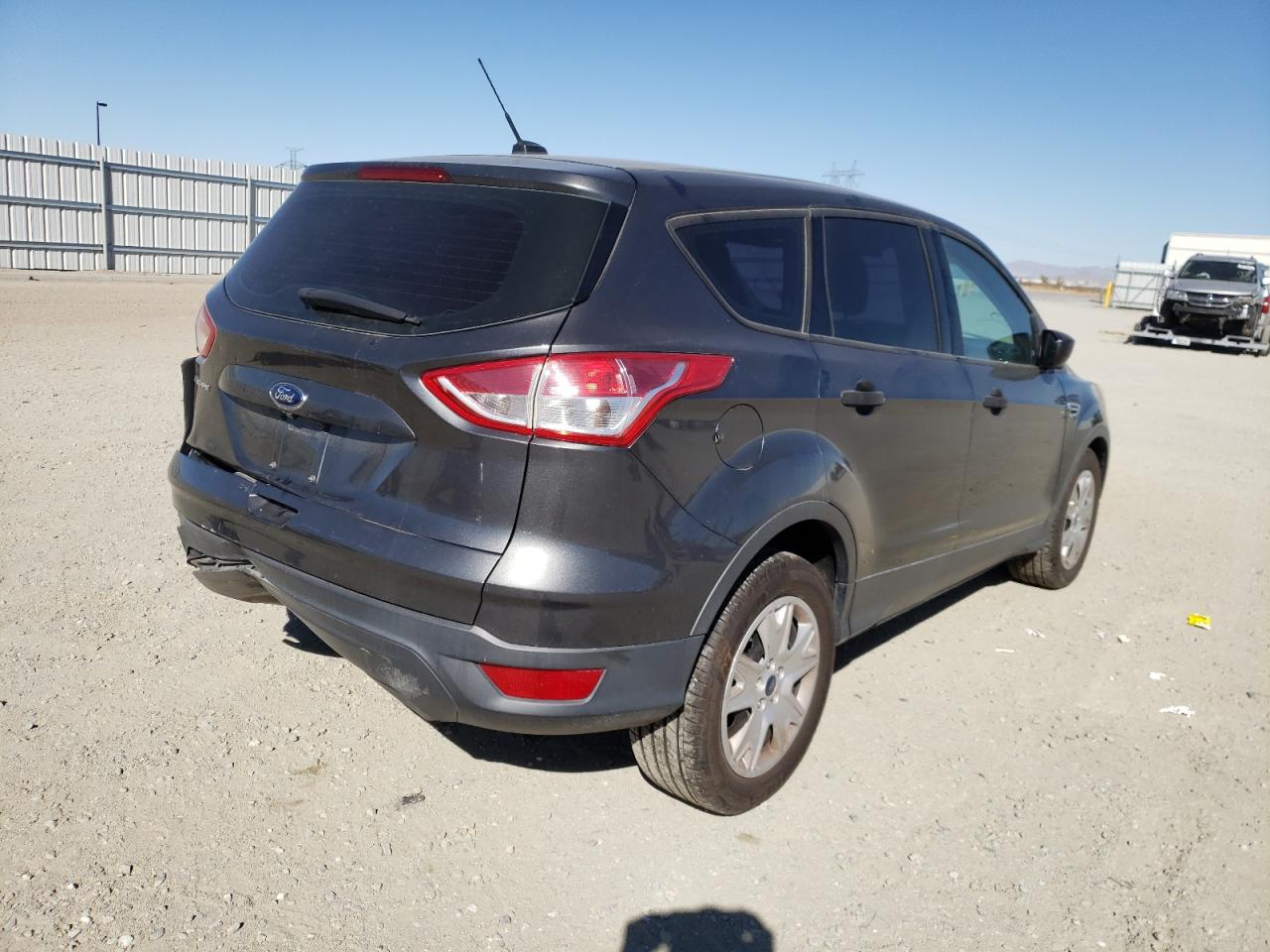 Photo 4 from auction – 2015 FORD ESCAPE S with VIN 1FMCU0F73FUA79277