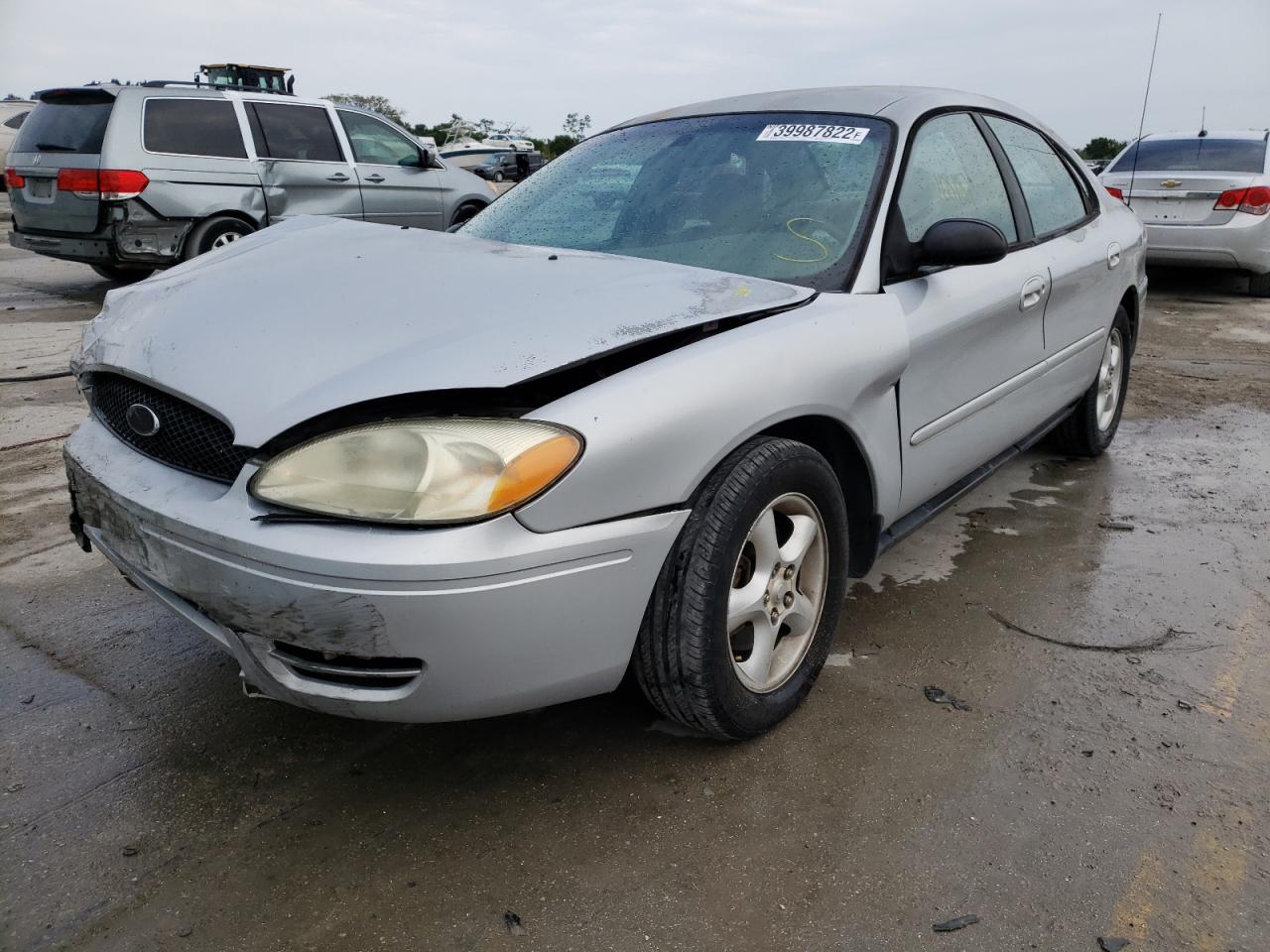 Photo 2 from auction – 2006 FORD TAURUS SE with VIN 1FAFP53U06A123050