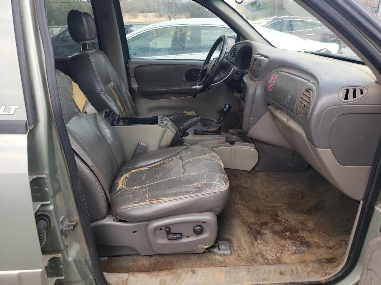 Photo 5 from auction – 2003 CHEVROLET TRAILBLAZE with VIN 1GNDS13S532383870