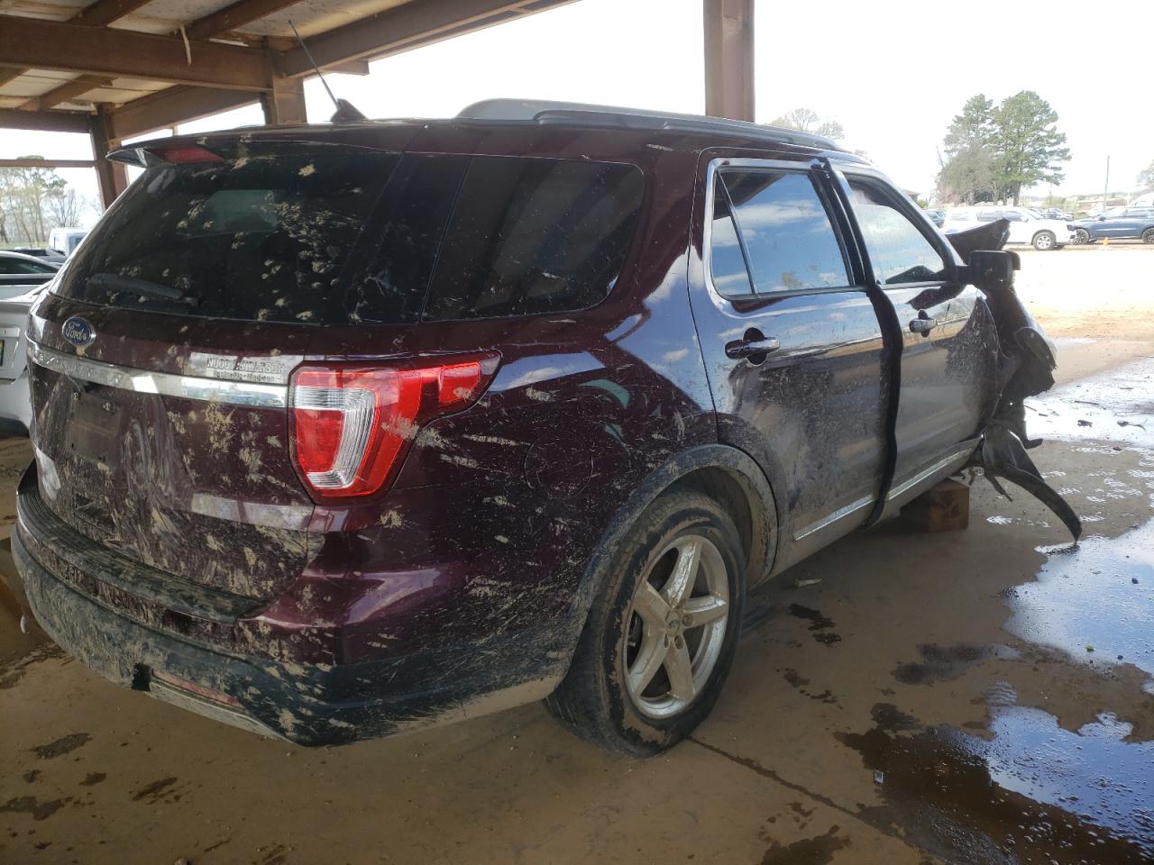 Zdjęcie 4 z aukcji – 2019 FORD EXPLORER X z VIN 1FM5K7D85KGA57972