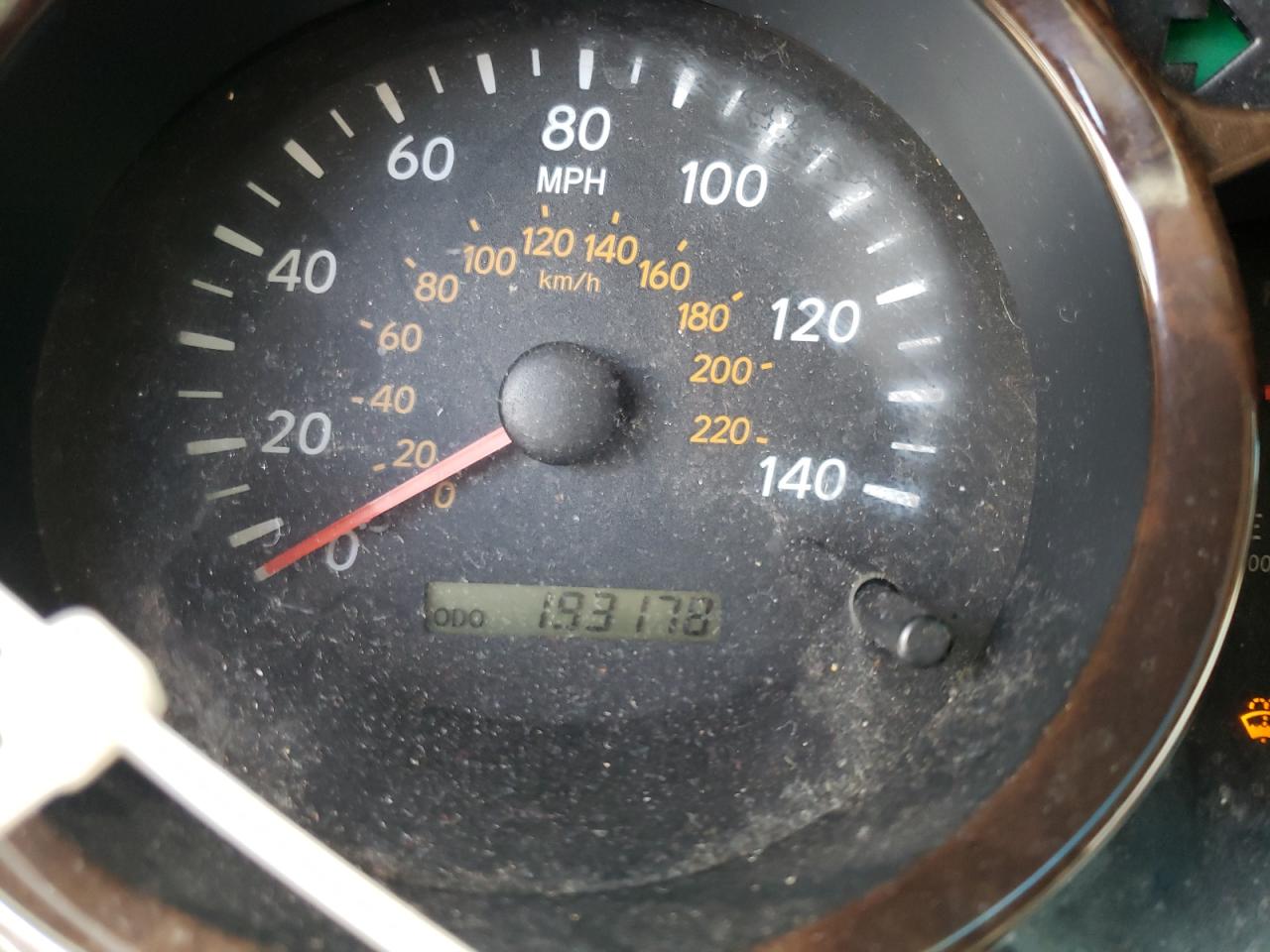 Photo 8 from auction – 2002 TOYOTA HIGHLANDER with VIN JTEGF21A220045908