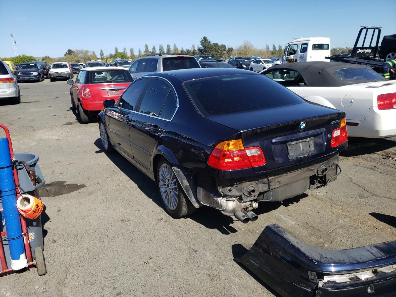 Photo 3 from auction – 2001 BMW 330 I with VIN WBAAV53401FJ71246