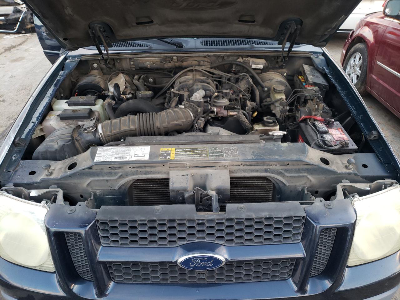 Photo 7 from auction – 2003 FORD EXPLORER S with VIN 1FMZU67E83UC81540