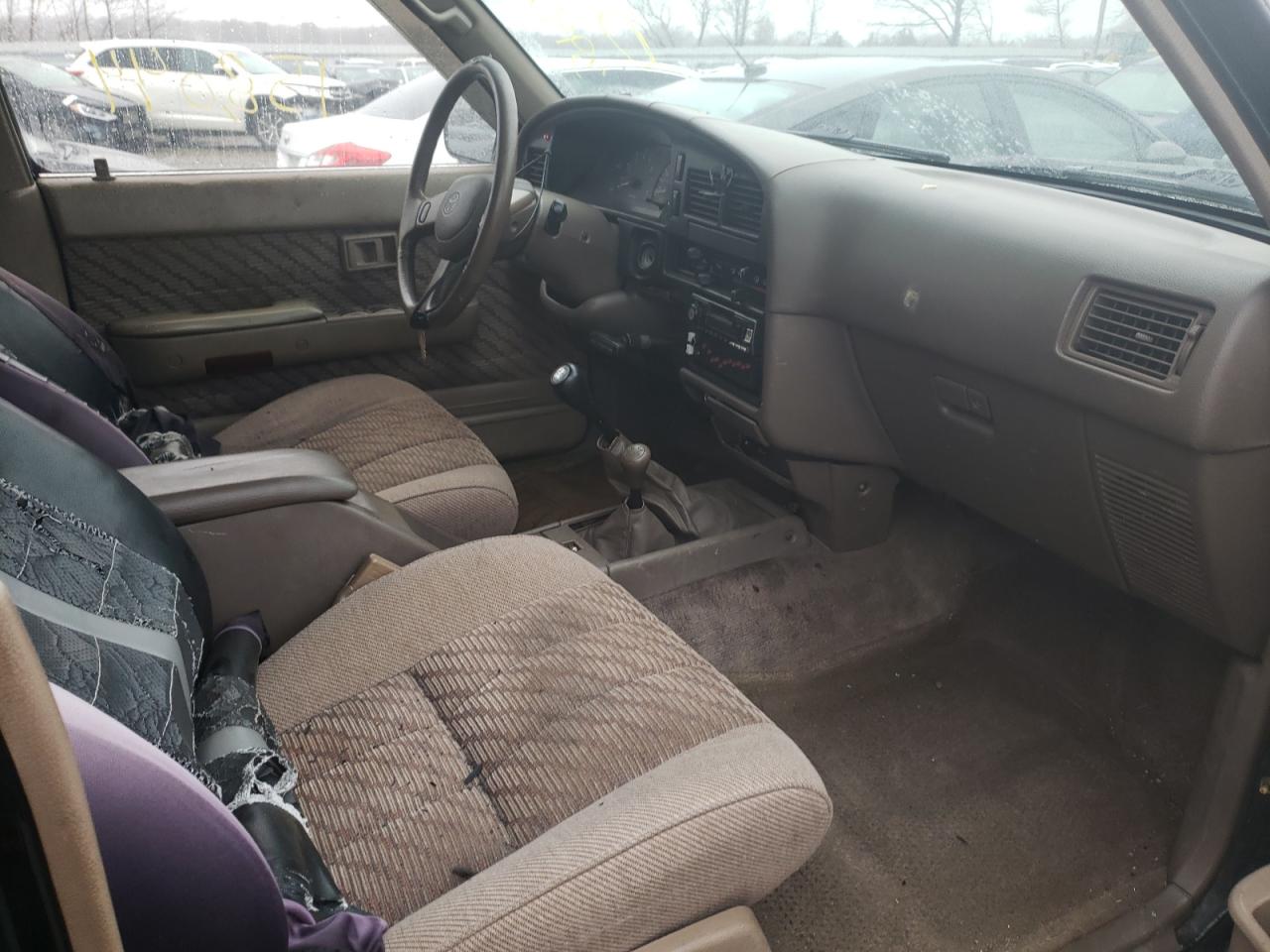 Photo 5 from auction – 1995 TOYOTA 4RUNNER VN with VIN JT3VN39W4S0200015
