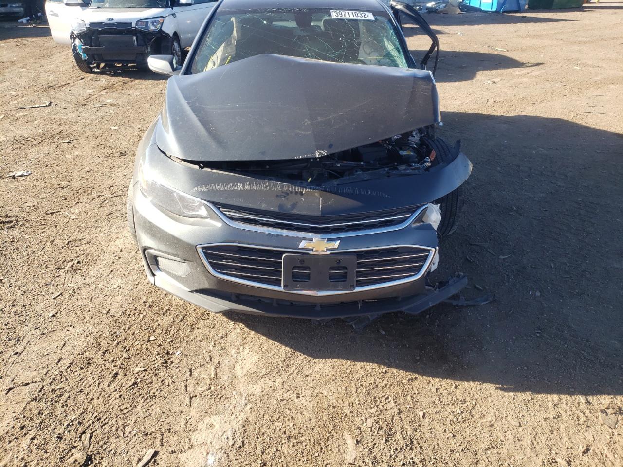Photo 7 from auction – 2017 CHEVROLET MALIBU LT with VIN 1G1ZE5ST1HF219337